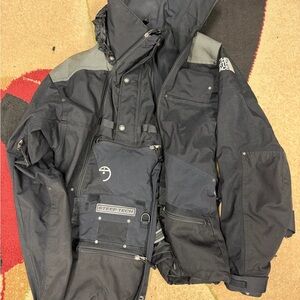 The North Face Men's Black and Gray Ski Jacket
